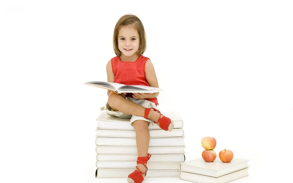 Download Wallpapers 3840x2400 Schoolgirl, Books, Lots Of, Apples ...