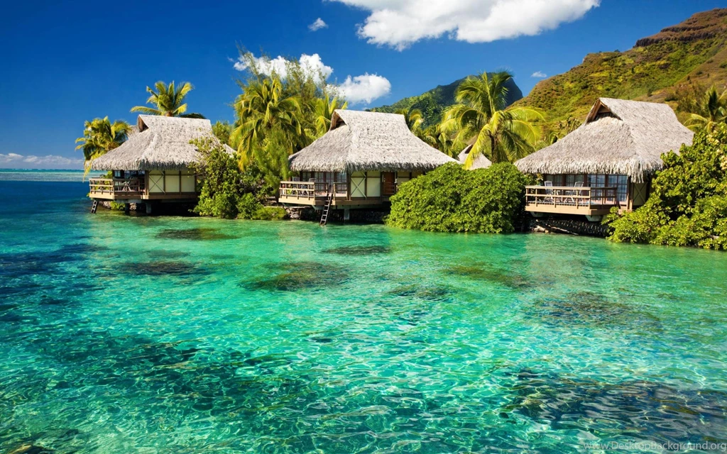 Exotic Beaches Desktop PC