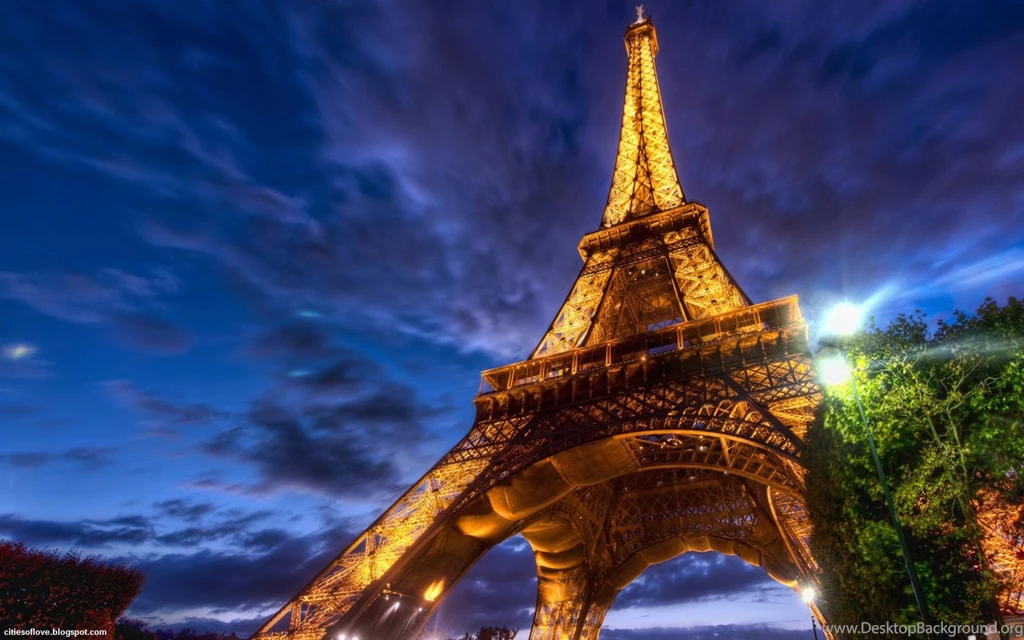 Paris Eiffel Tower At Night The Beautiful French Iron Lady France ...