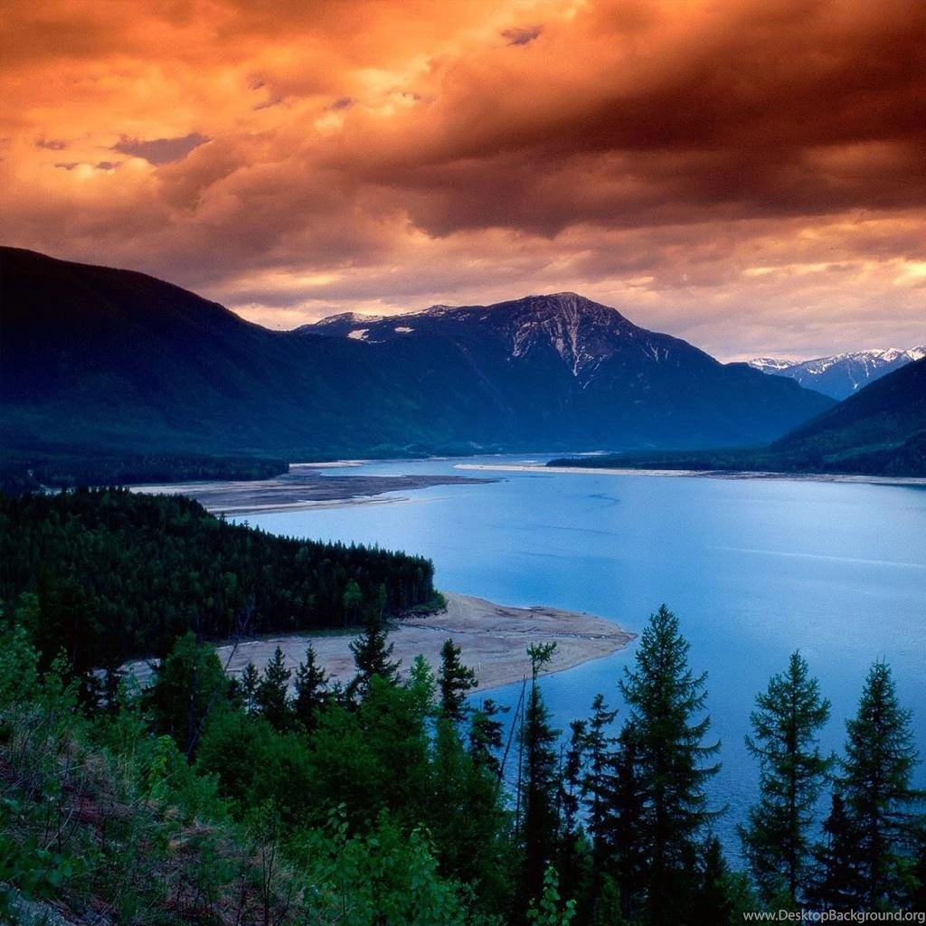 Free Wallpapers: High Resolution Wallpapers For Iphone 4