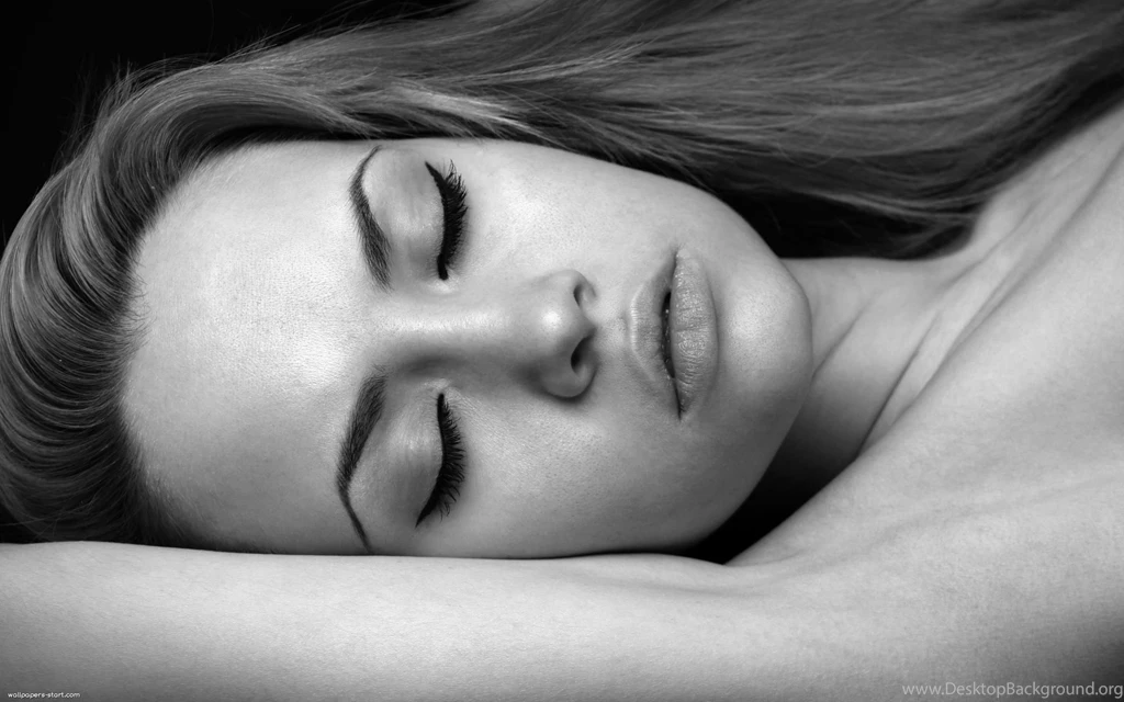 Wallpapers Bipasa Wasu Angelina Jolie Black And White Girls ...