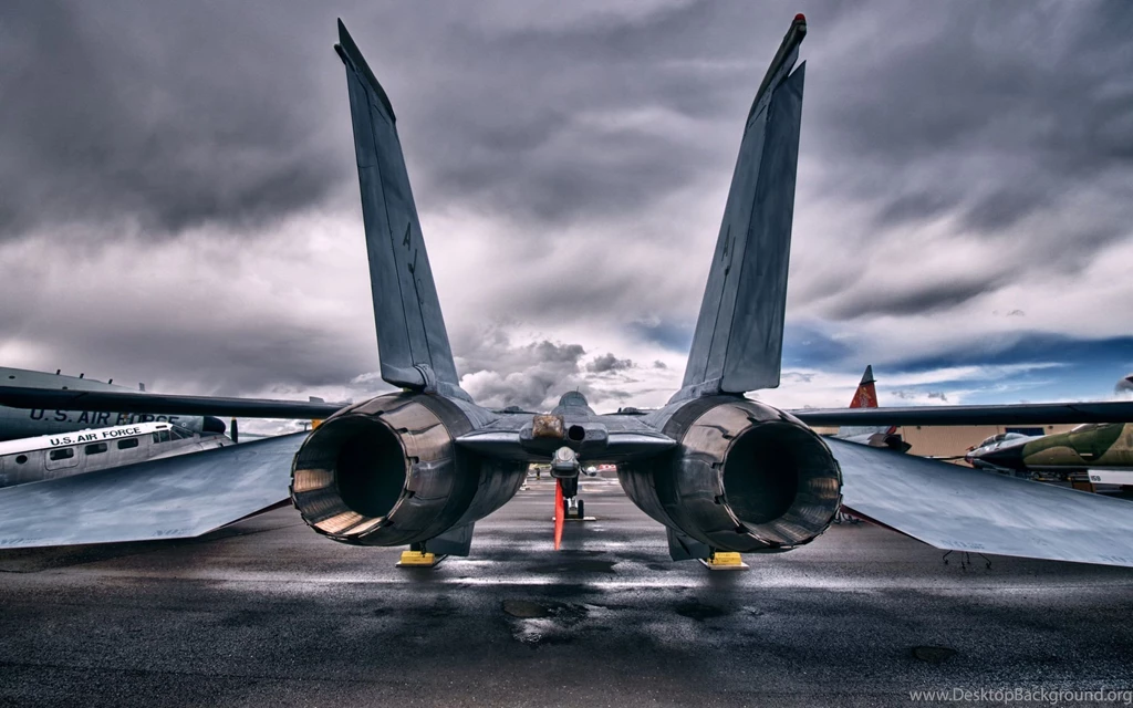 Aircraft militry Vintage Airplane Wallpapers.jpg
