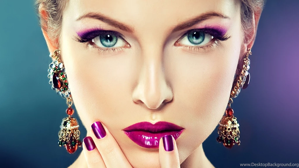 Download Wallpapers 3840x2160 Girl, Blue Eyes, Make up, Face 4K ...