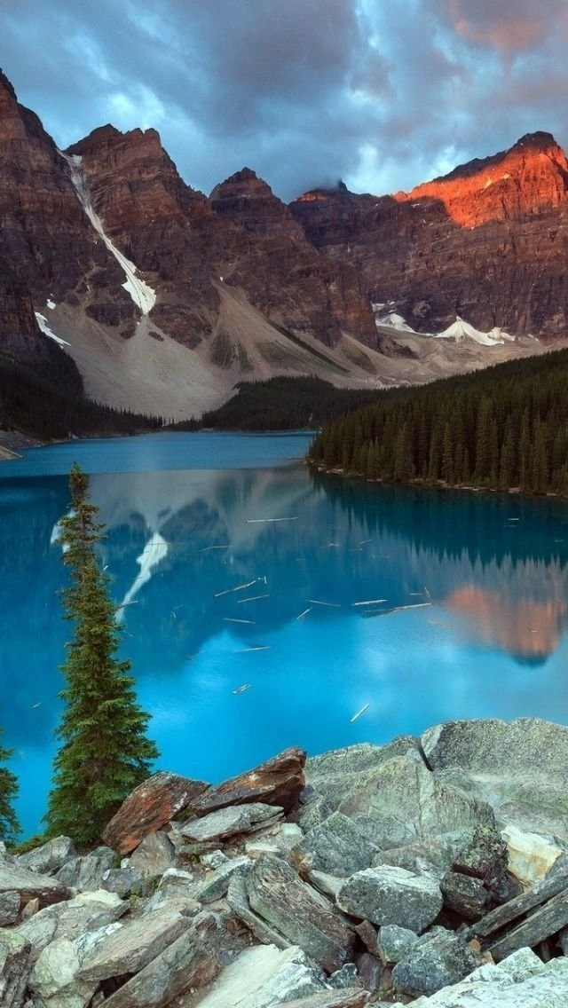 Canada iPhone Wallpapers