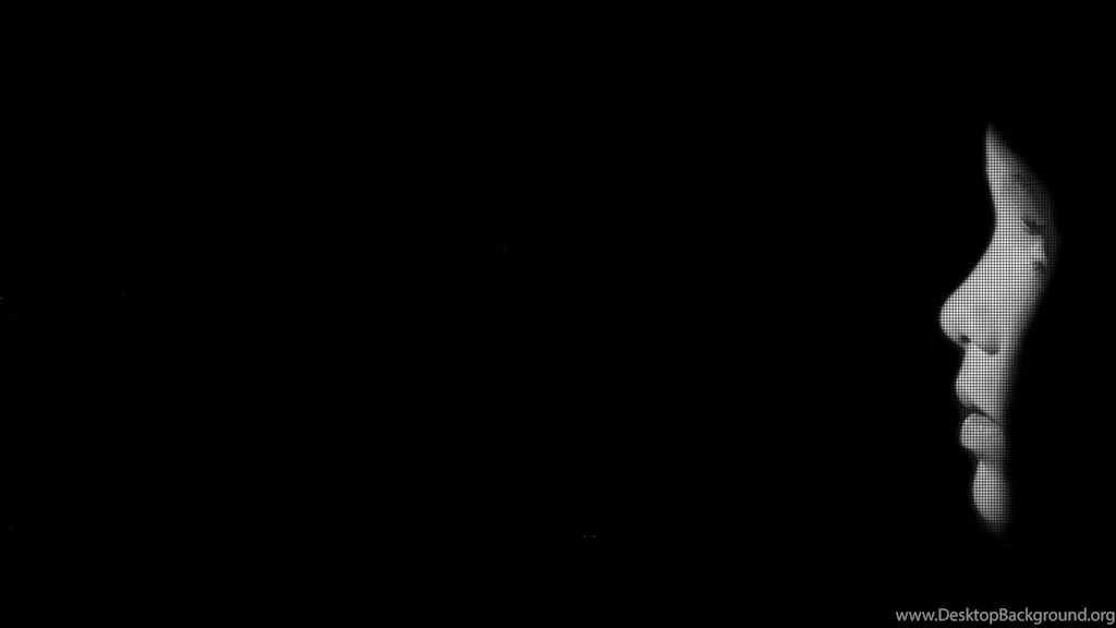 2009 Wallpaper: Black Backgrounds