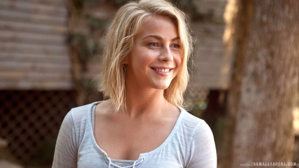 Julianne Hough In Safe Haven HD Wallpapers IHD Wallpapers
