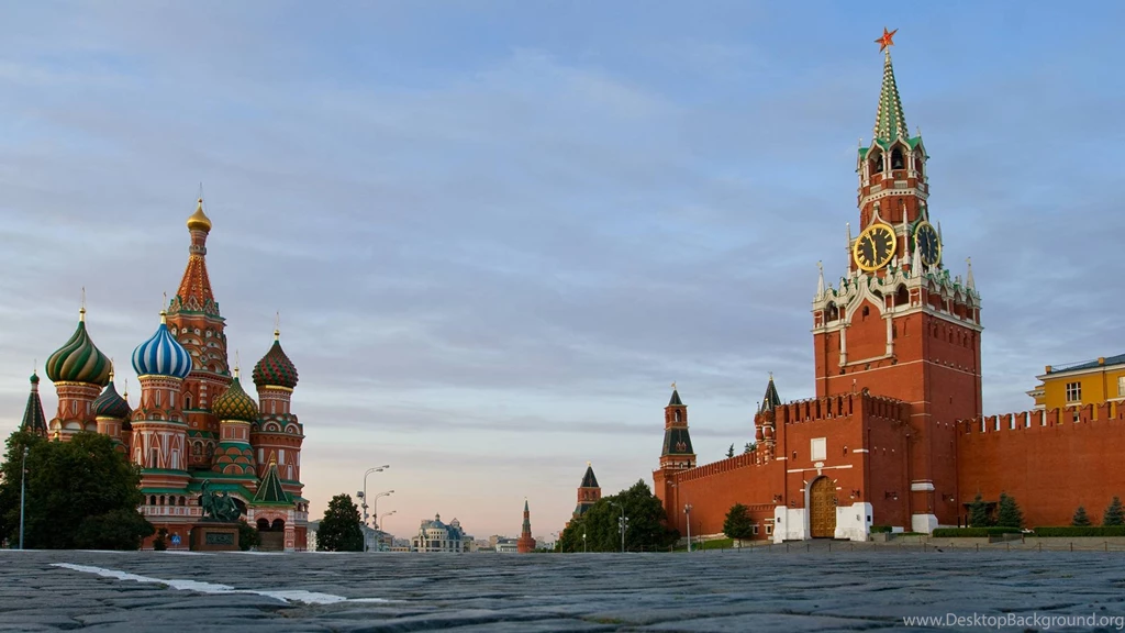 980x587px Red Square