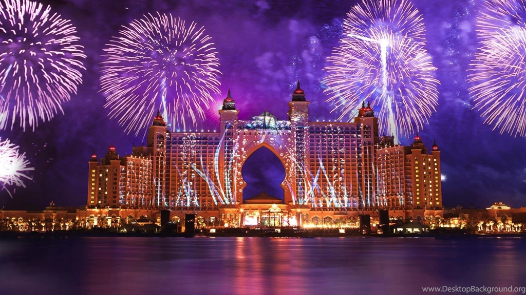 A Beautiful New Year Fireworks Dubai Image.jpg