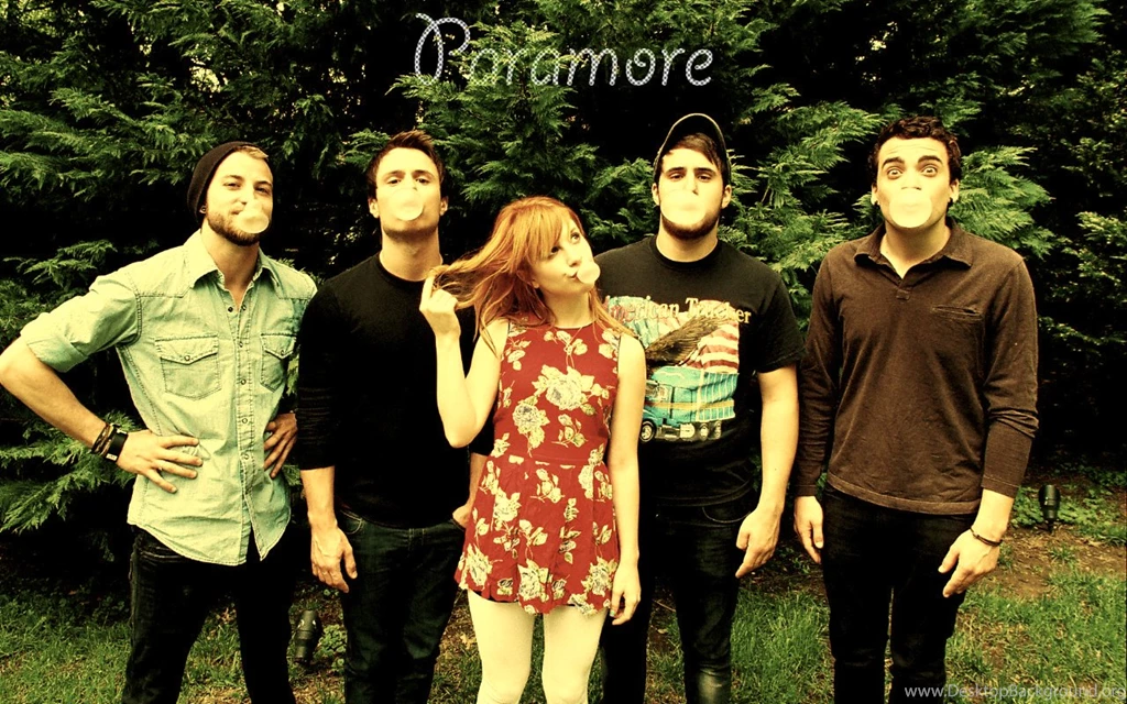 Browsing Mac & PC OS On DeviantArt