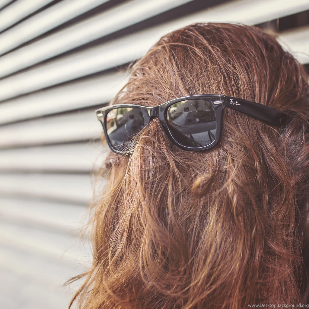 Download Chewbacca Girl HD Wallpapers For iPad Air HDwallpapers.net