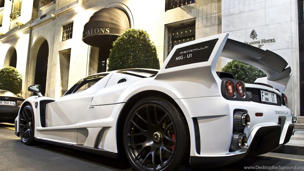 Dubai Race Car Wallpapers 1920x1080