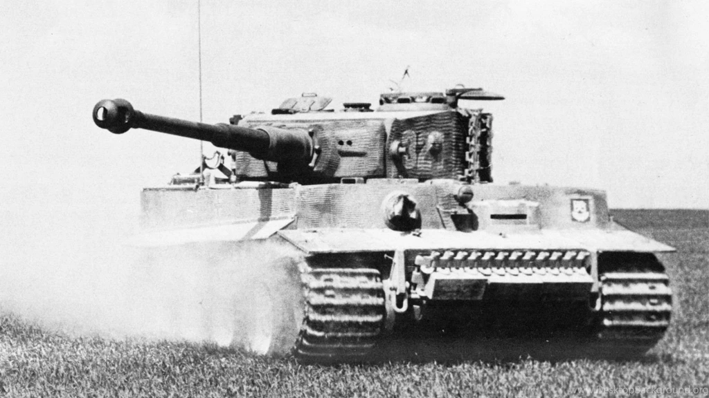 HDscreen: Tiger Tanks World War II Tanks Desktop Bakcgrounds