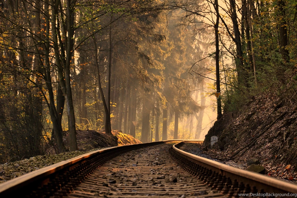 Train Track Wallpapers Free
