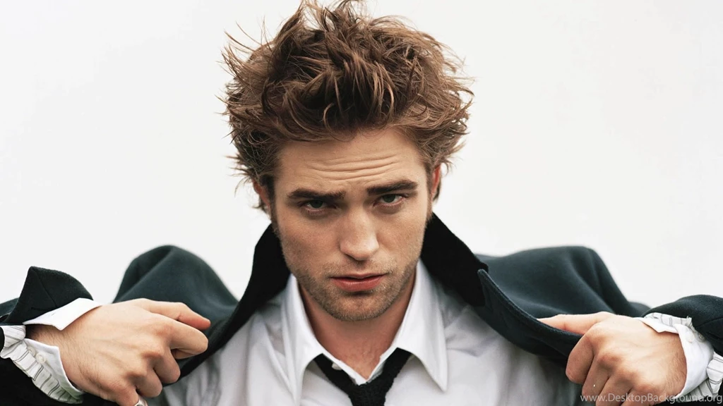 Robert Pattinson HD Photos