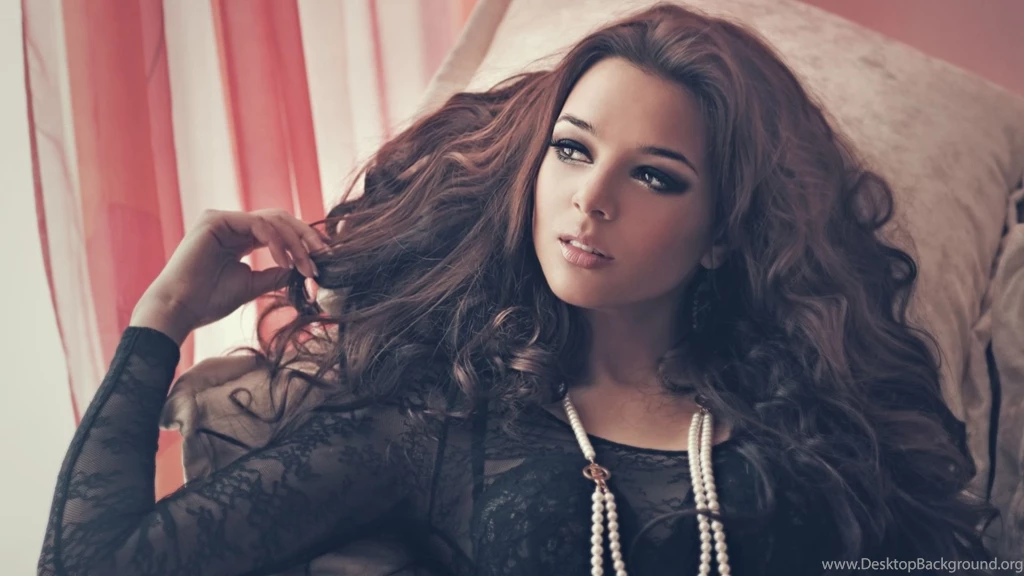 Beautiful Girl Mac Wallpapers Download