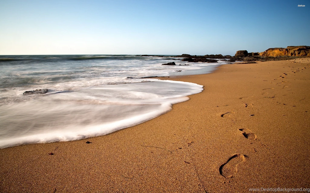 Footprints On The Beach Wallpapers Beach Wallpapers