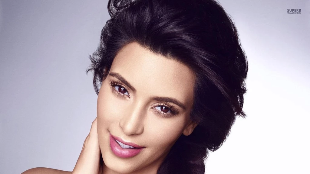 Kim Kardashian Wallpapers   Celebrity Wallpapers