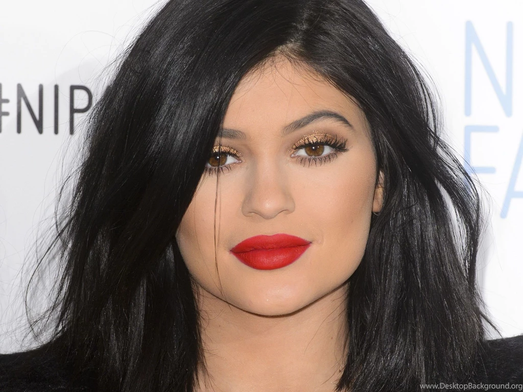 Search Results: 'Kylie Jenner'