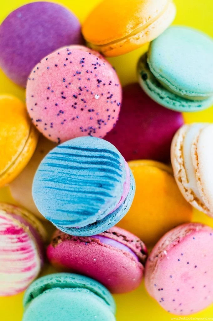 Baking : French Macarons } On Pinterest