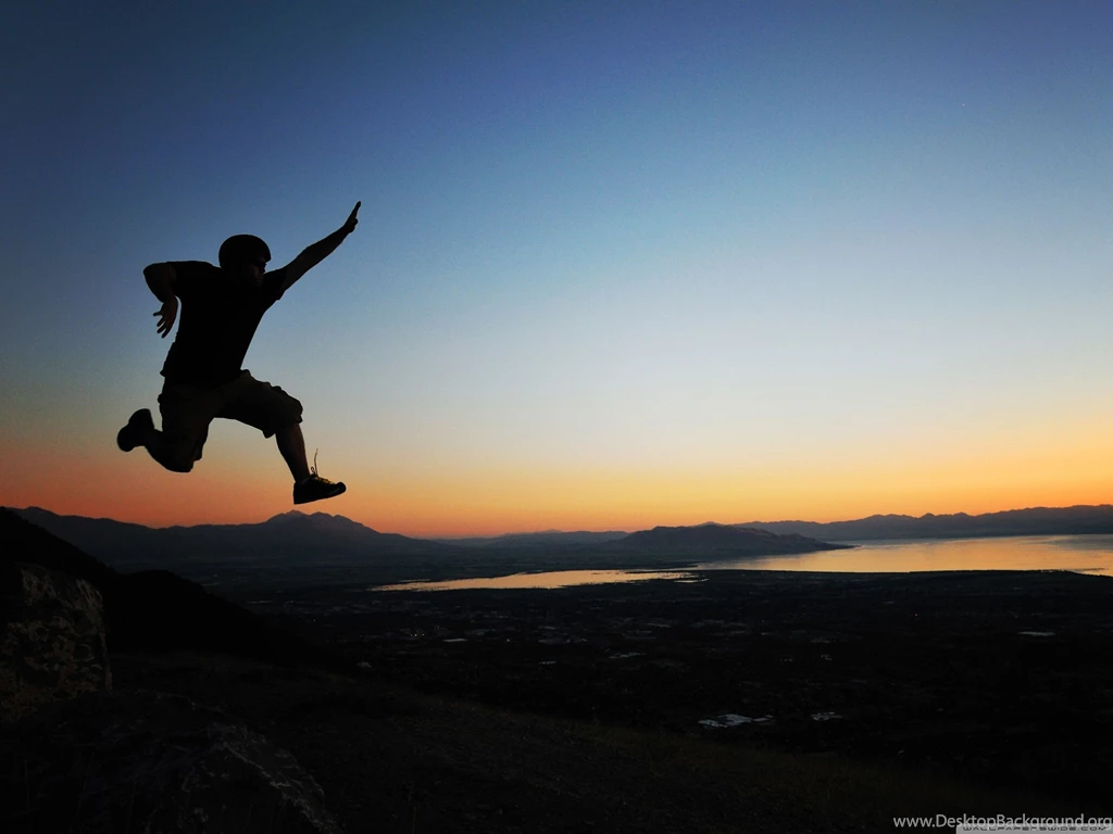 Shadow Of A Man Photo Wallpapers, Pictures With The Human Shadow