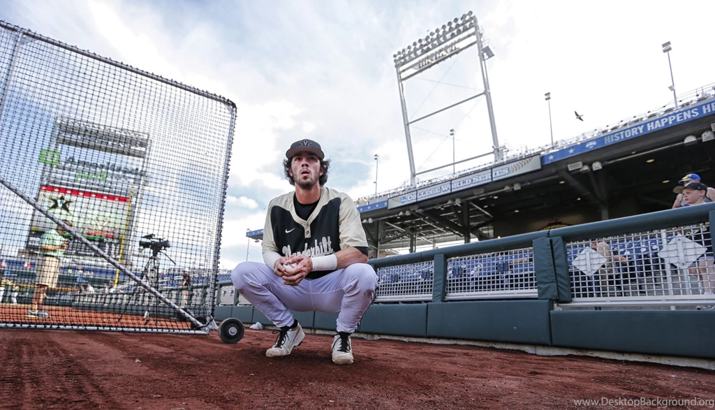 Swanson Named Most Outstanding Player Of 2014 CWS   Vanderbilt ...