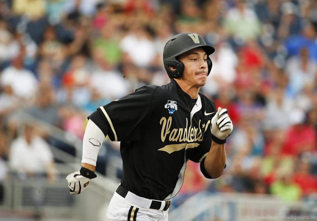 Four Dores Named Louisville Slugger Preseason All Americans ...