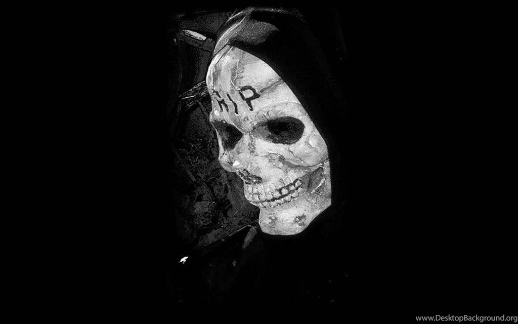 HOODED SKULL WALLPAPER   (