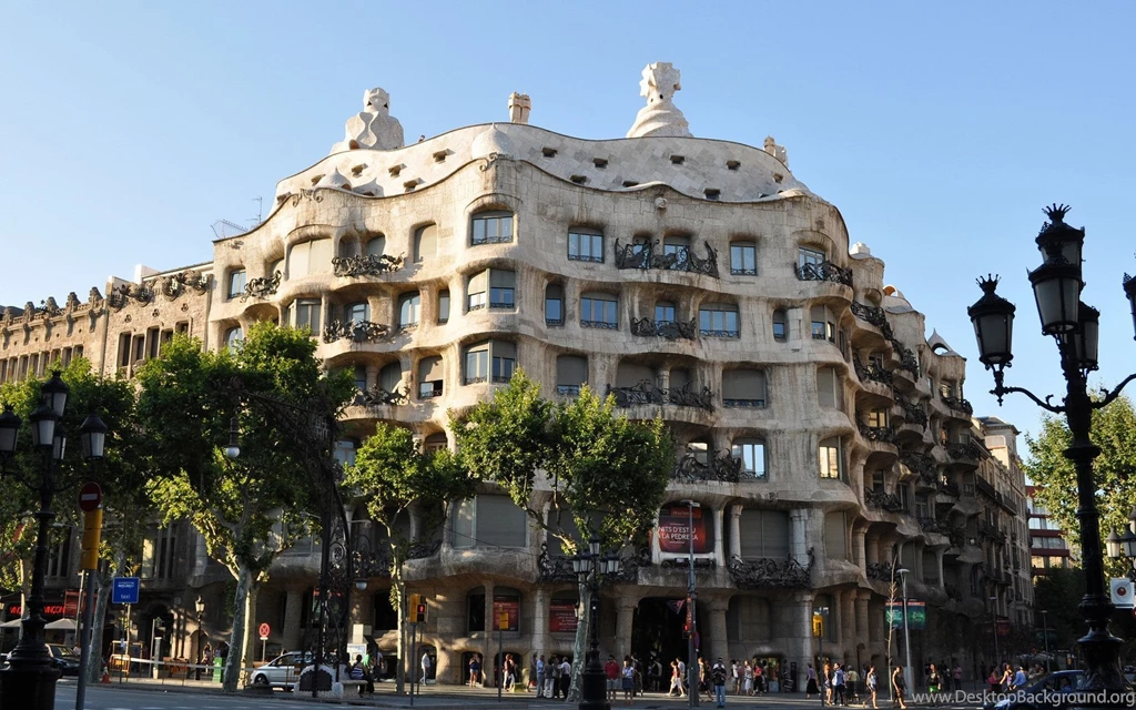 Wallpapers Tree, Building, Barcelona, Casa Mila, La Pedrera ...