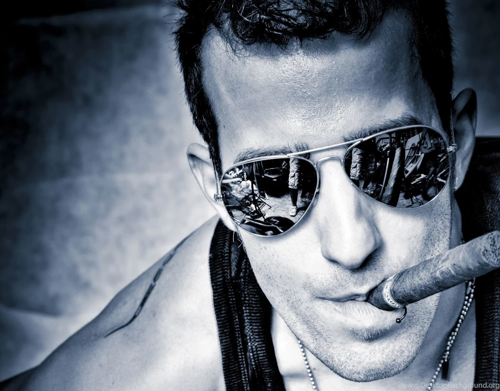 Gallery For   Free Desktop Man Wallpapers