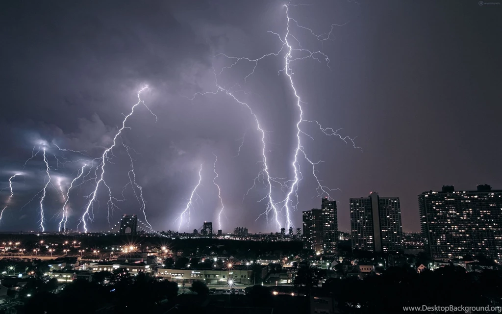 25 Rage Of Lightning Wallpapers