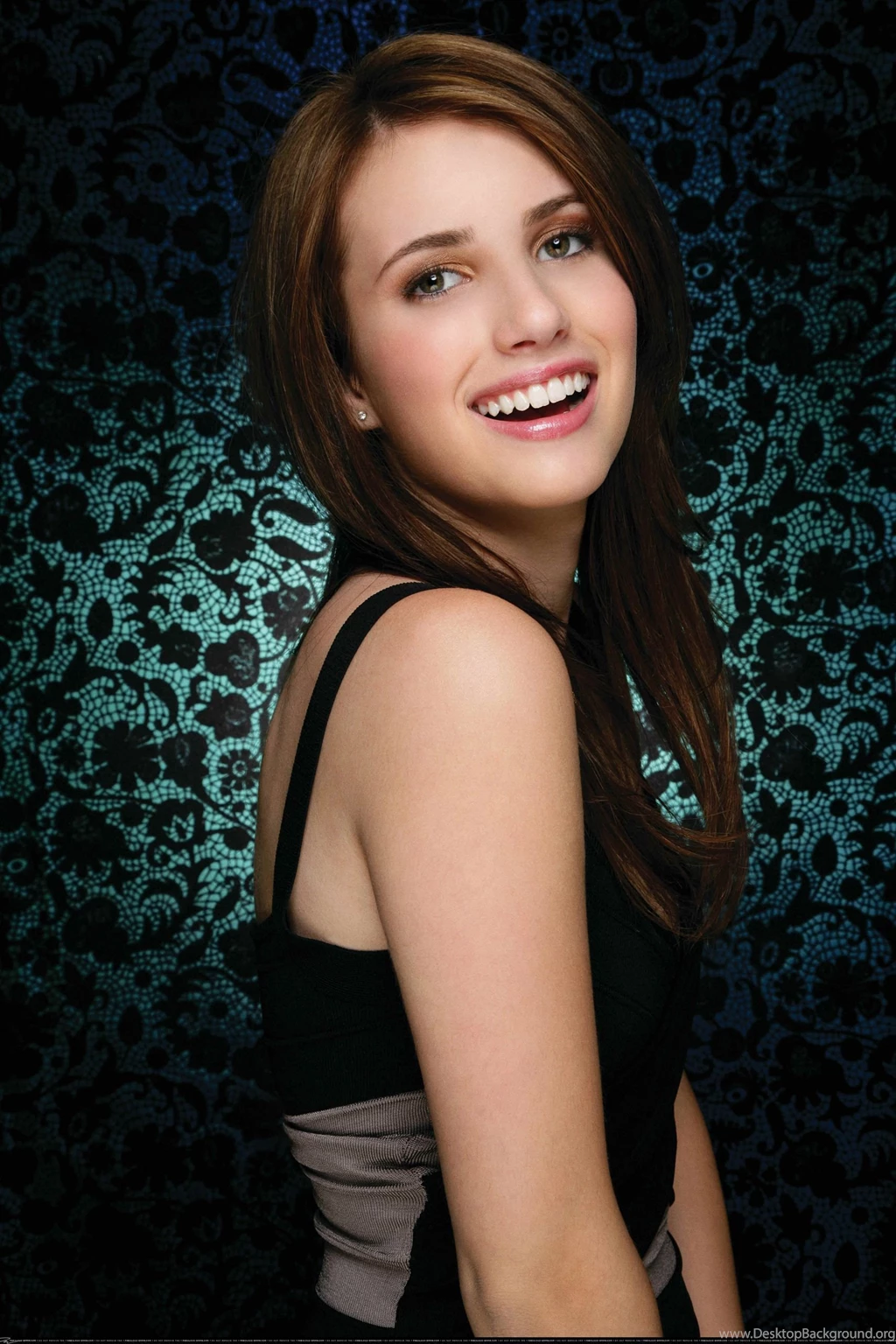 Mobile Emma Roberts Wallpapers