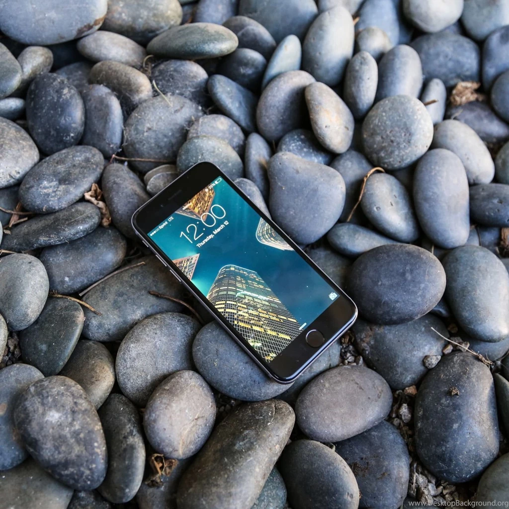 Dexter: Free “Look Up” Wallpapers For iPhone 5, 5c, 5s And...