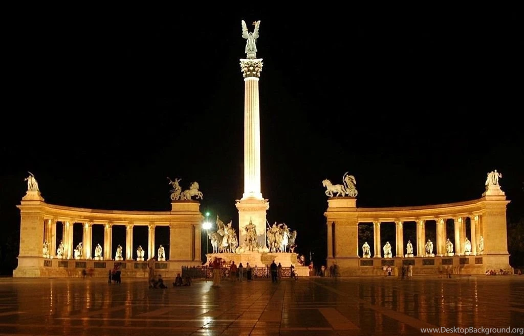 Budapest wallpaper.jpg