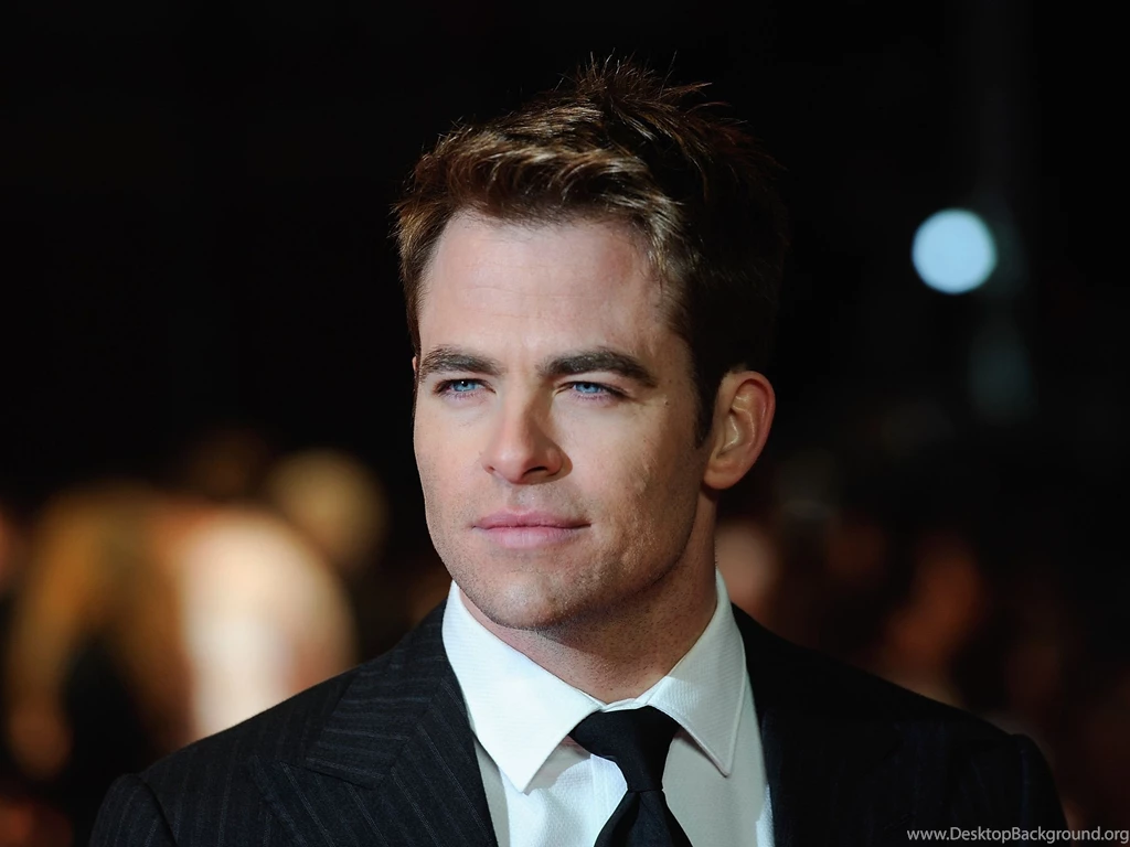 Chris Pine   Wallpaper.