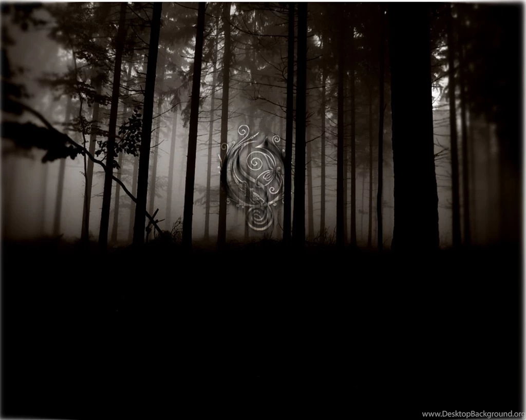 Browsing Wallpapers On DeviantArt