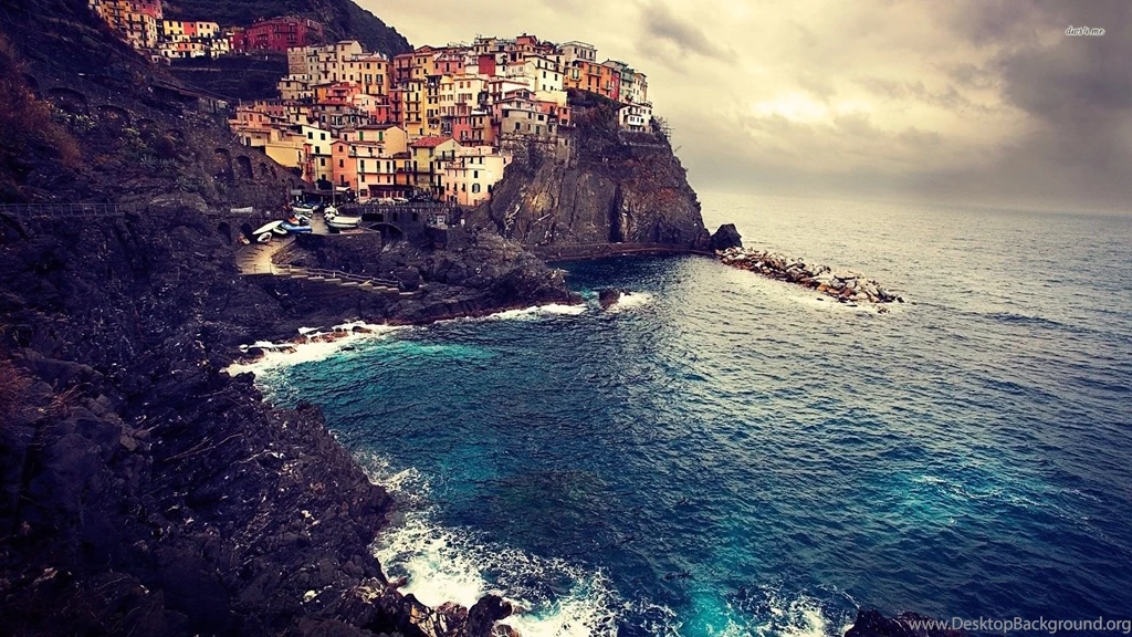 Manarola, Italy Wallpapers Beach Wallpapers