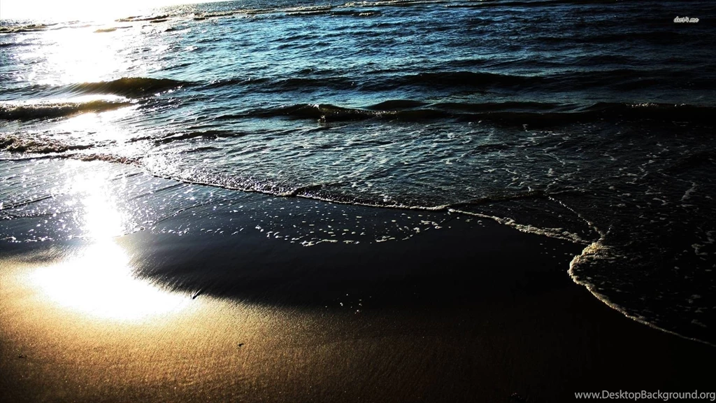 Sunrise Hitting The Ocean Wave Wallpapers Beach Wallpapers