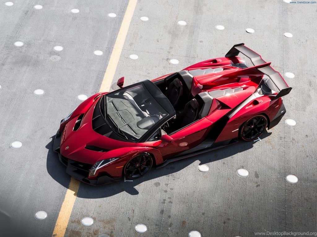 2014 Lamborghini Veneno Roadster Top Front Angle 1.jpg