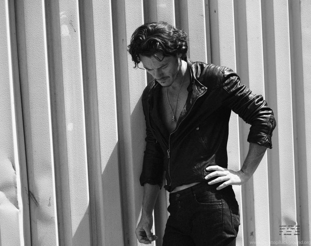 Luke Evans Wallpapers