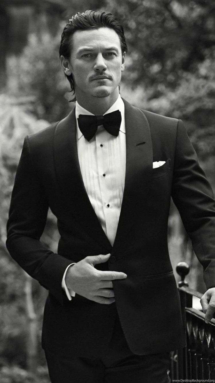 iPhone 6 Luke Evans Wallpapers HD, Desktop Backgrounds 750x1334