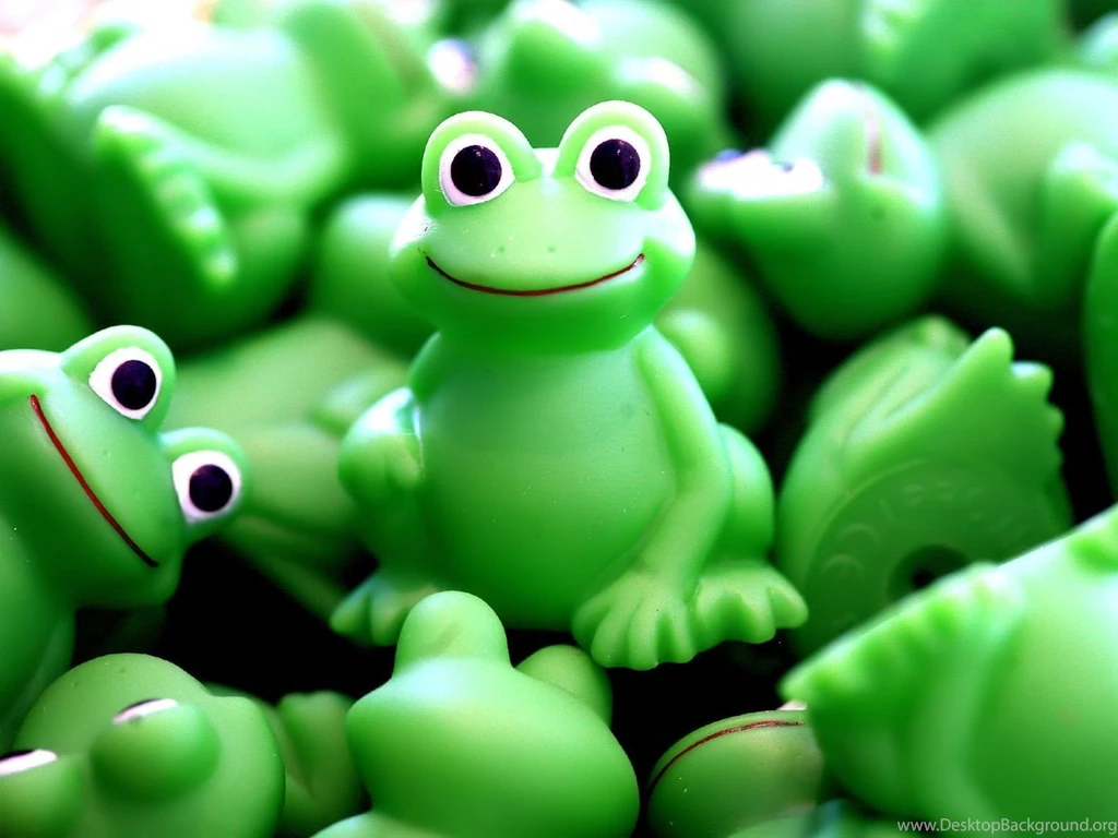Creative Frog Green Desktop Backgrounds