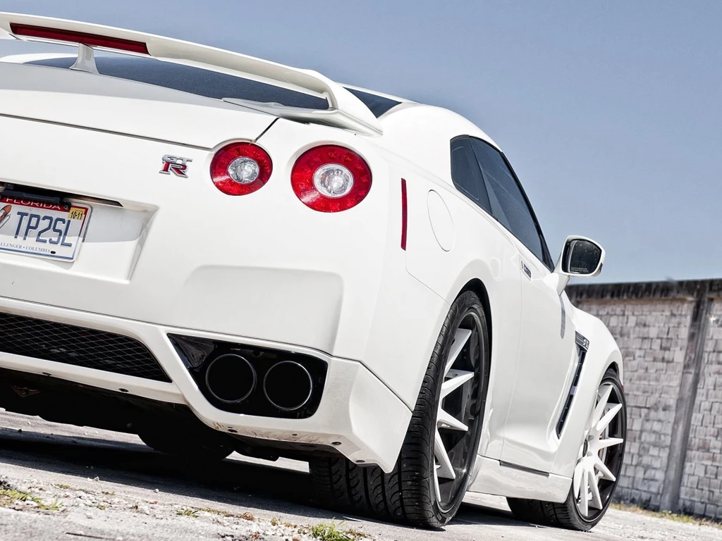 1600x1200 Nissan Gtr R35 Adv1 Wallpapers