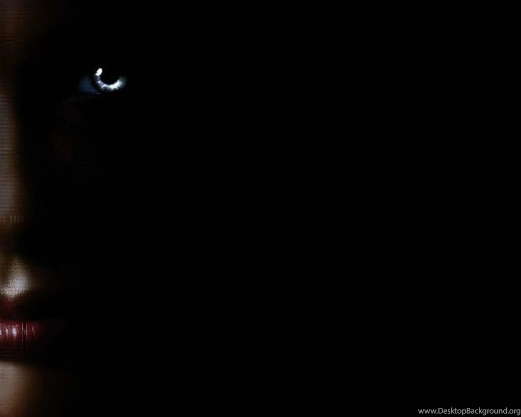 50+ Pure Black Wallpapers!