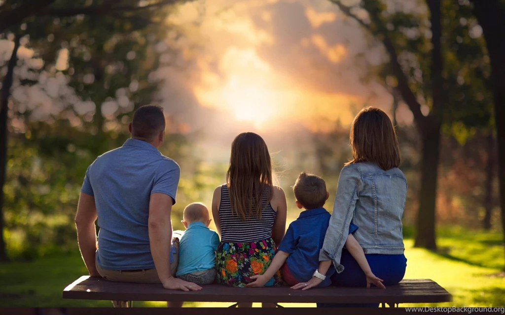 Happy Family Wallpapers HD Download Widescreen Resolution