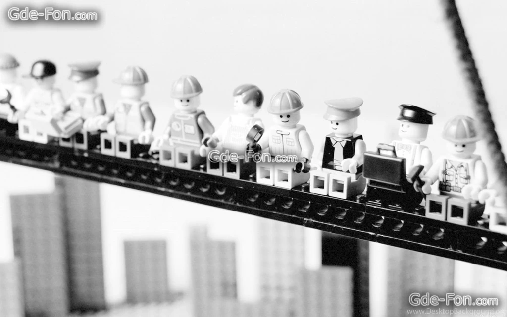 236244_vysota_ stroiteli_ lego_1680x1050_www.Gde Fon.com.jpg