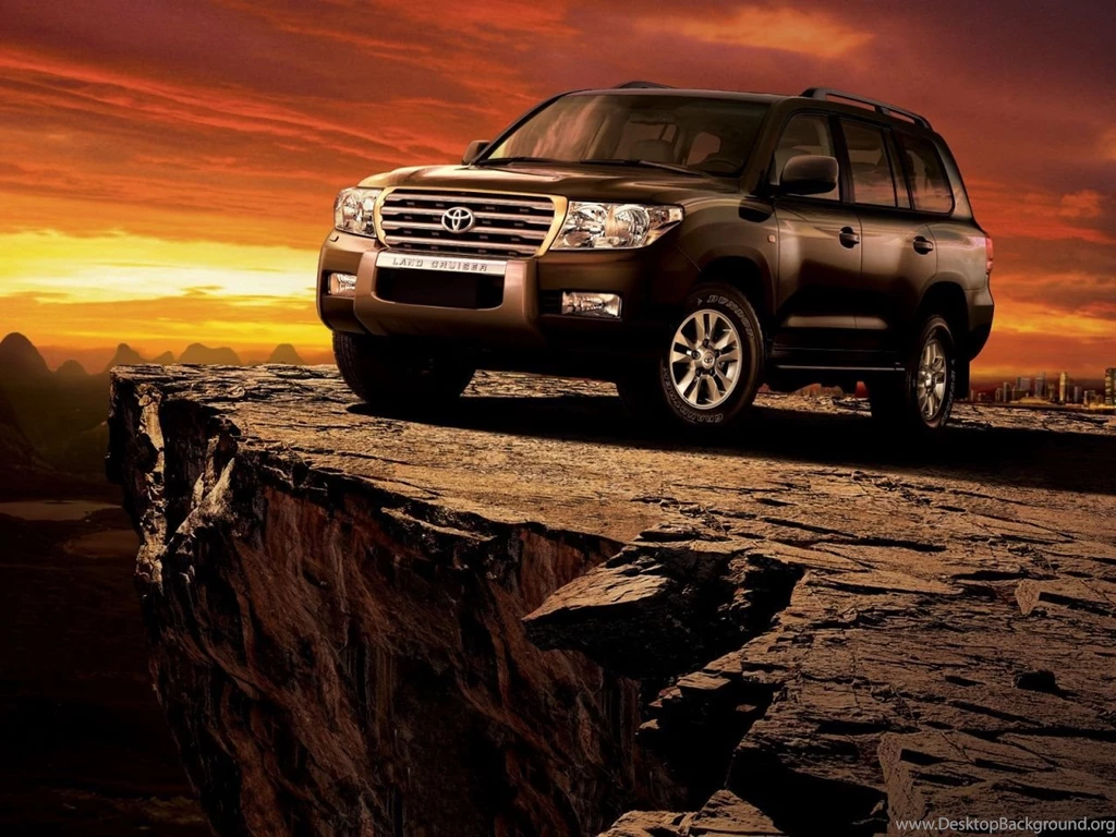 Toyota_land_cruiser_wallpaper .jpg