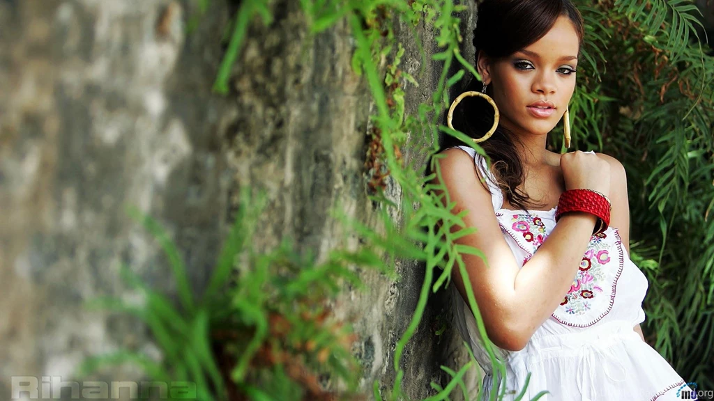 Download Wallpapers Rihanna (1920 X 1080 HDTV 1080p). Desktop ...