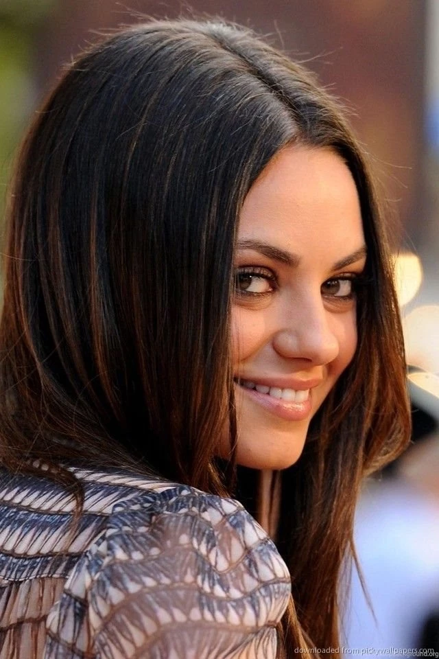 Download Mila Kunis Beautiful Smile Wallpapers For iPhone 4