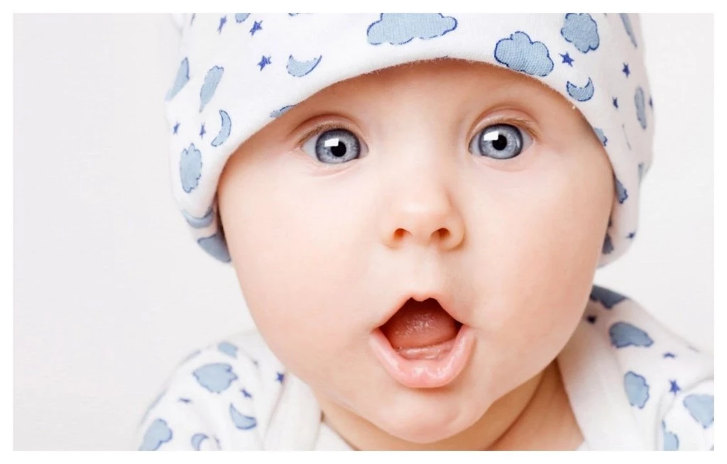 Cute Baby Smile HD Wallpapers Pics Download