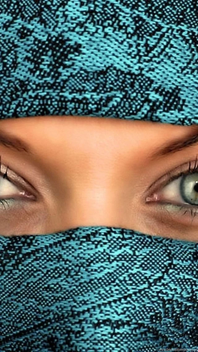 640x1136 Light Blue Eyes Iphone 5 Wallpapers